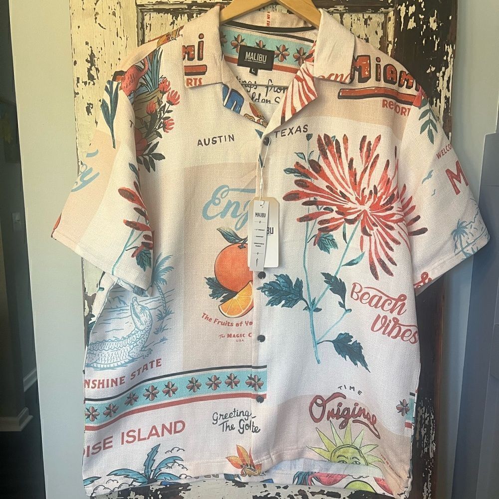NWT Malibu men’s resort wear tropical Miami Button Down textured fabric. Large